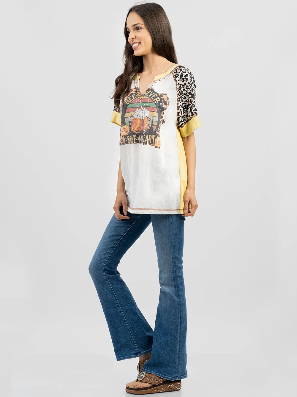 Delila Women Beer Cheering Graphic Leopard V Neck Tee