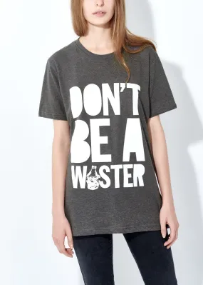 House of Holland Unisex "Waster" T-Shirt & Brita fill&go Water Bottle