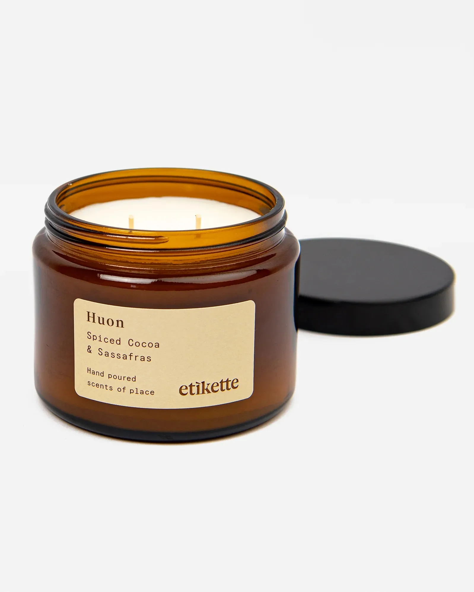 Huon // Spiced Cocoa   Sassafras Etikette Candle