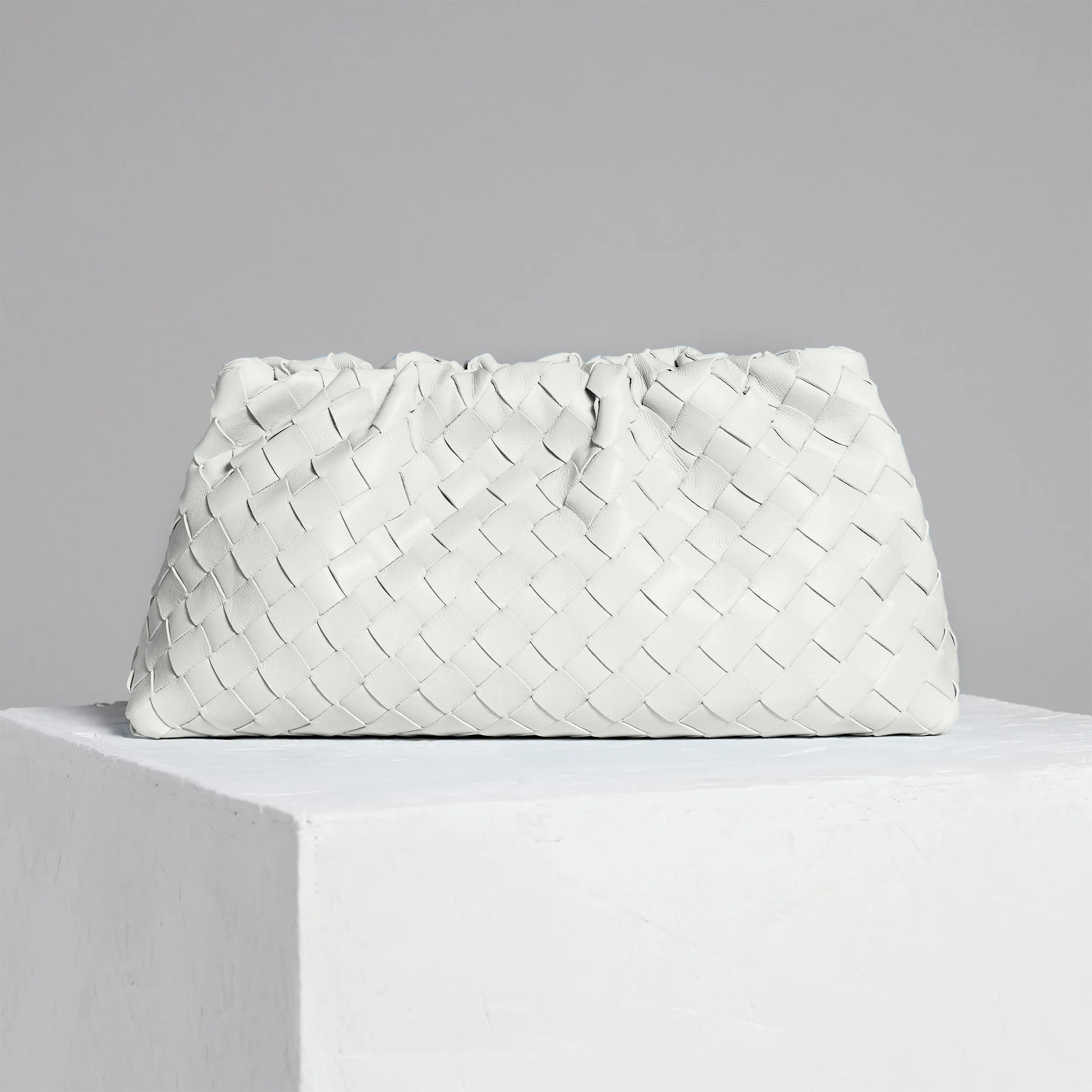 Roll 26 Interknit White Clutch